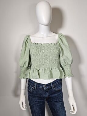 En Saison Sage Light Green Puff Sleeve Ruffle Blouse Sz M